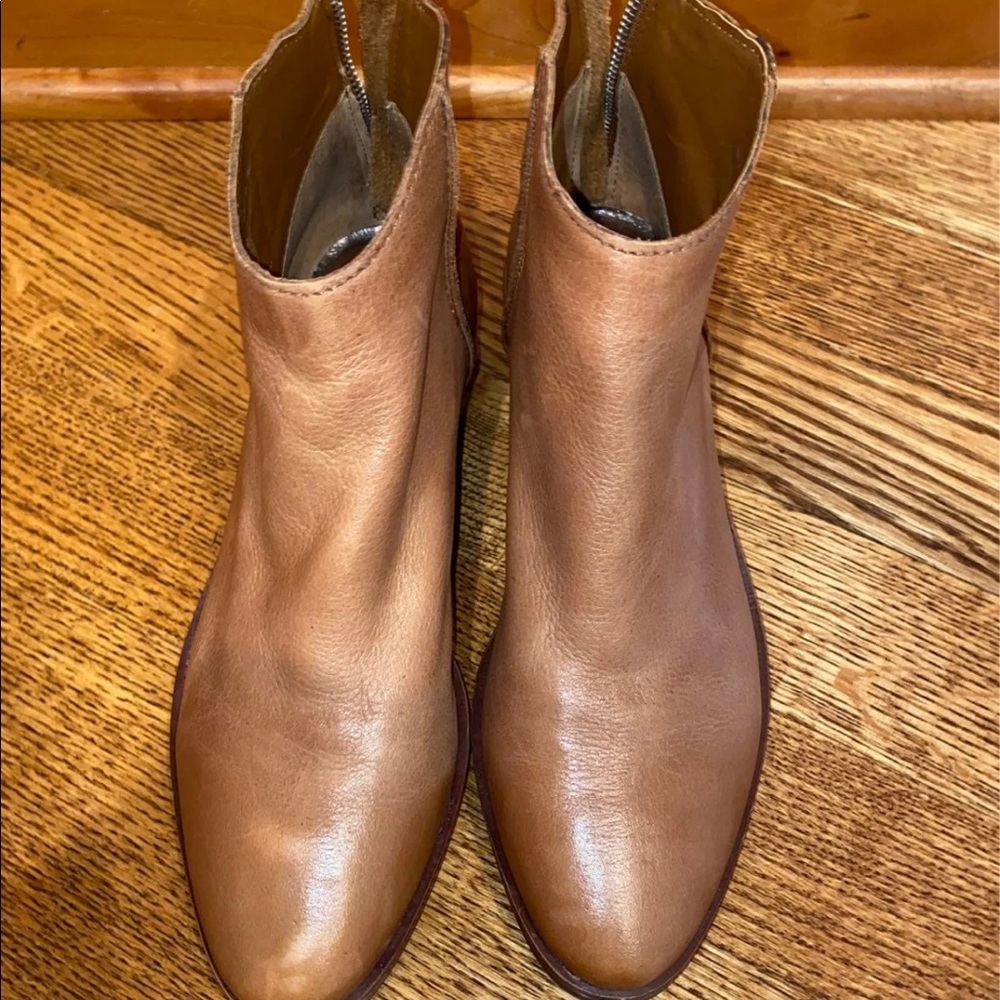 Dolce vita booties